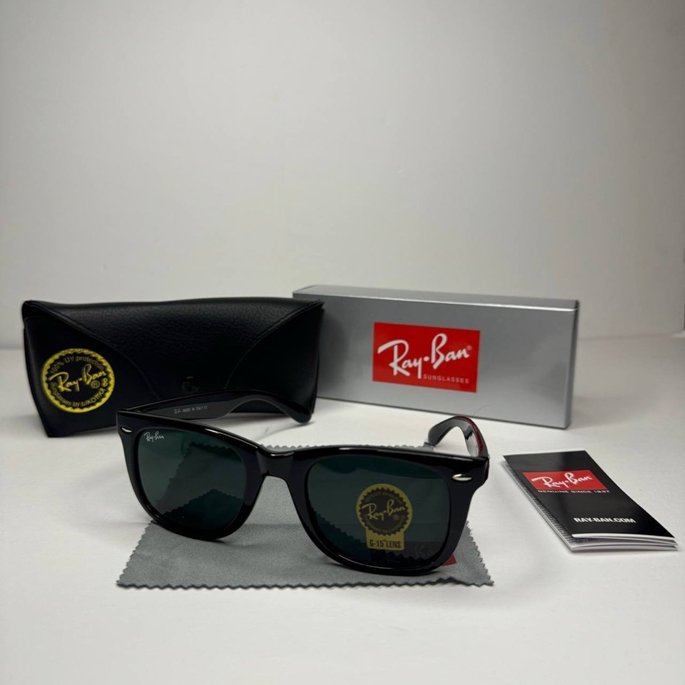 Ray-Ban Classic Black Sunglasses with Case
